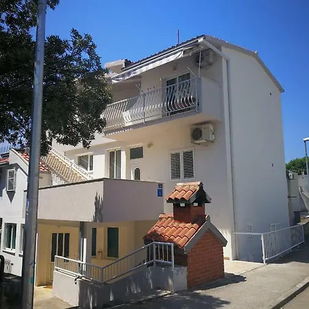 Neven Affittacamere Makarska